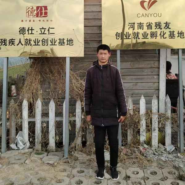 河南25岁单身帅哥真诚找对象-曲靖征婚网