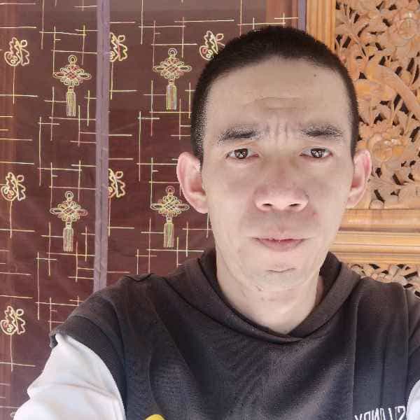 37岁岁云南单身帅哥 - 曲靖吉缘网