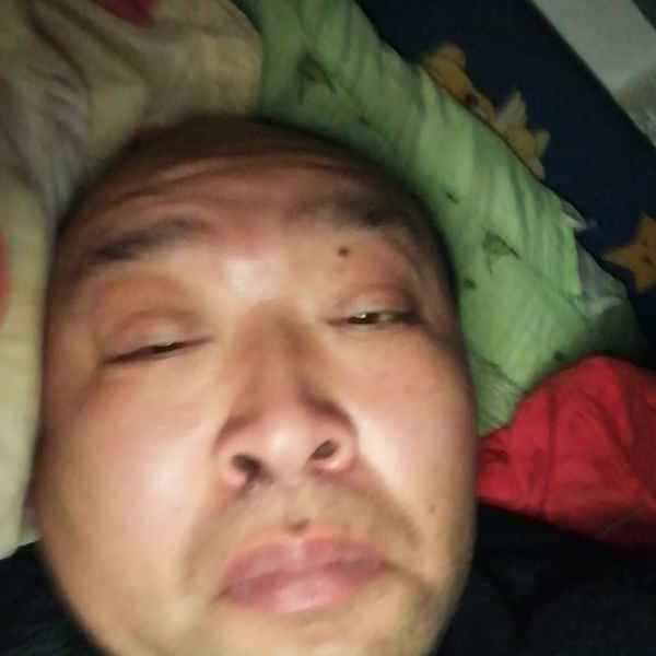 35岁岁湖北单身帅哥 - 曲靖吉缘网