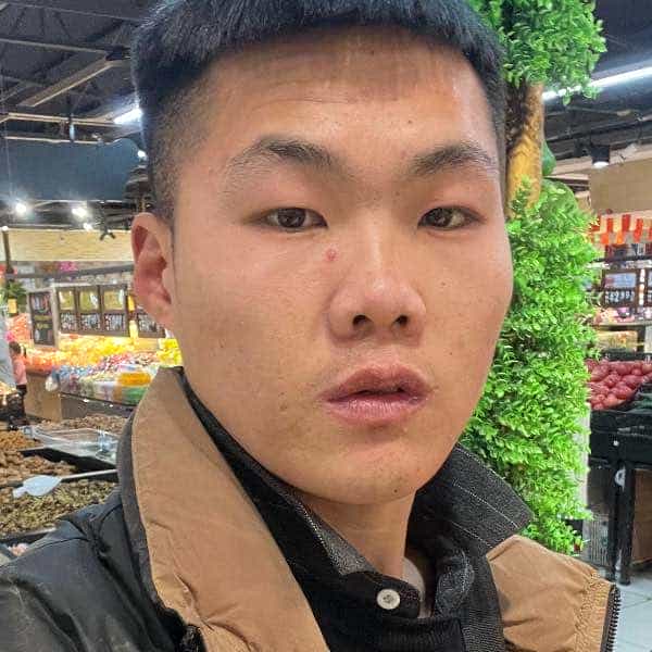 28岁岁河南单身帅哥 - 曲靖吉缘网