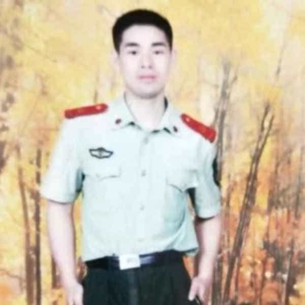 38岁岁江西单身帅哥 - 曲靖吉缘网