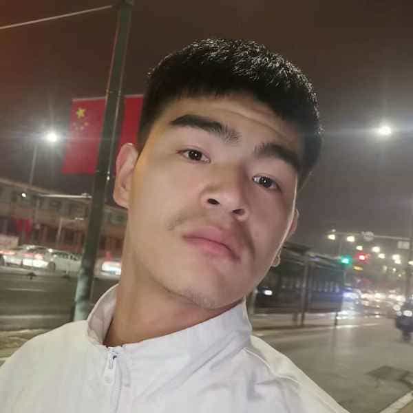23岁岁山西单身帅哥 - 曲靖吉缘网