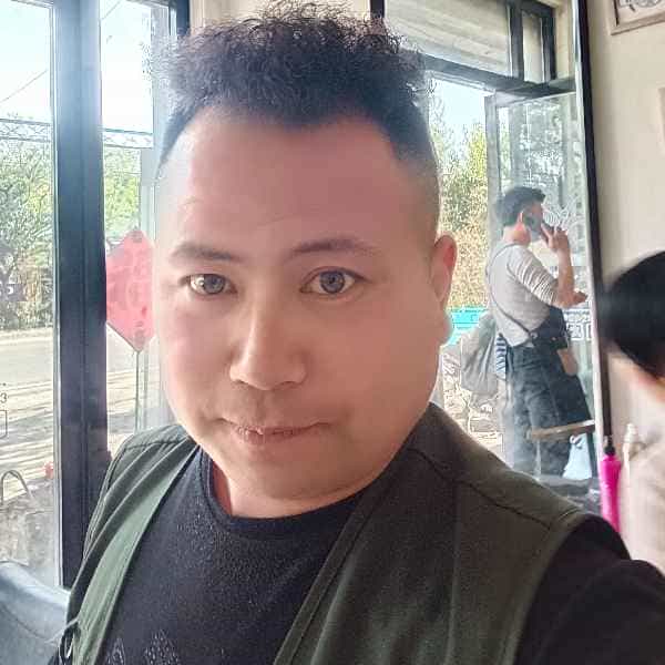 35岁岁山东单身帅哥 - 曲靖吉缘网