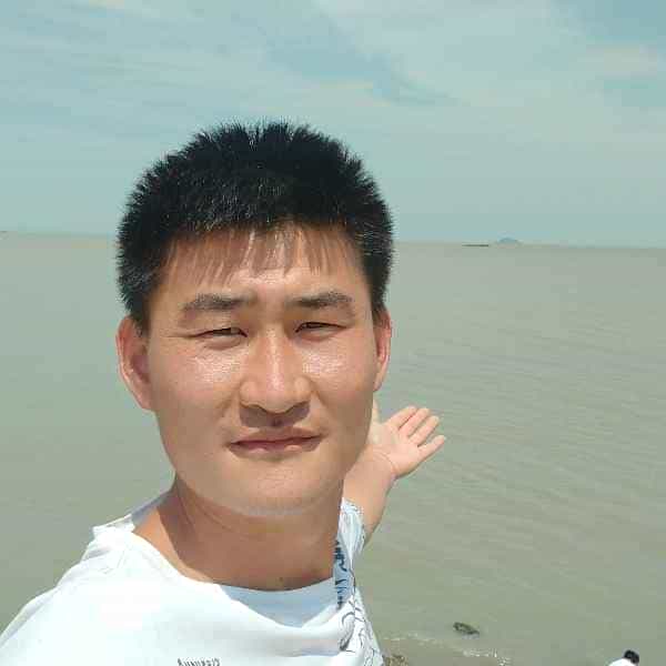 32岁岁山东单身帅哥 - 曲靖吉缘网