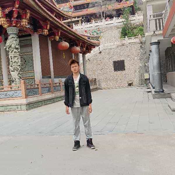 28岁岁江西单身帅哥 - 曲靖吉缘网