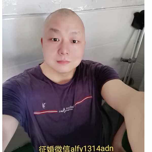 45岁岁湖南单身帅哥 - 曲靖吉缘网