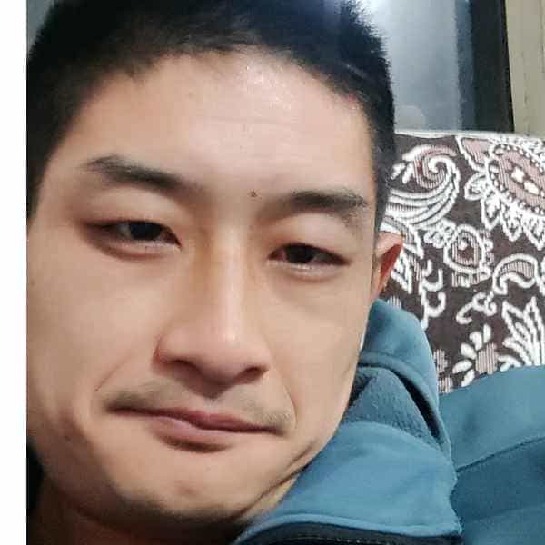 32岁岁湖北单身帅哥 - 曲靖吉缘网