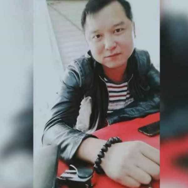 40岁岁湖南单身帅哥 - 曲靖吉缘网