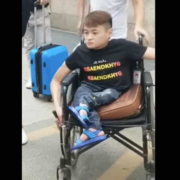 31岁岁广西单身帅哥 - 曲靖吉缘网