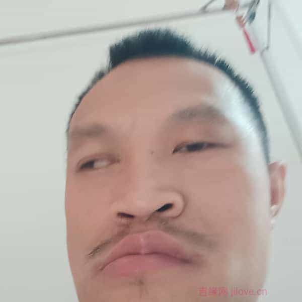 33岁岁广东单身帅哥 - 曲靖吉缘网